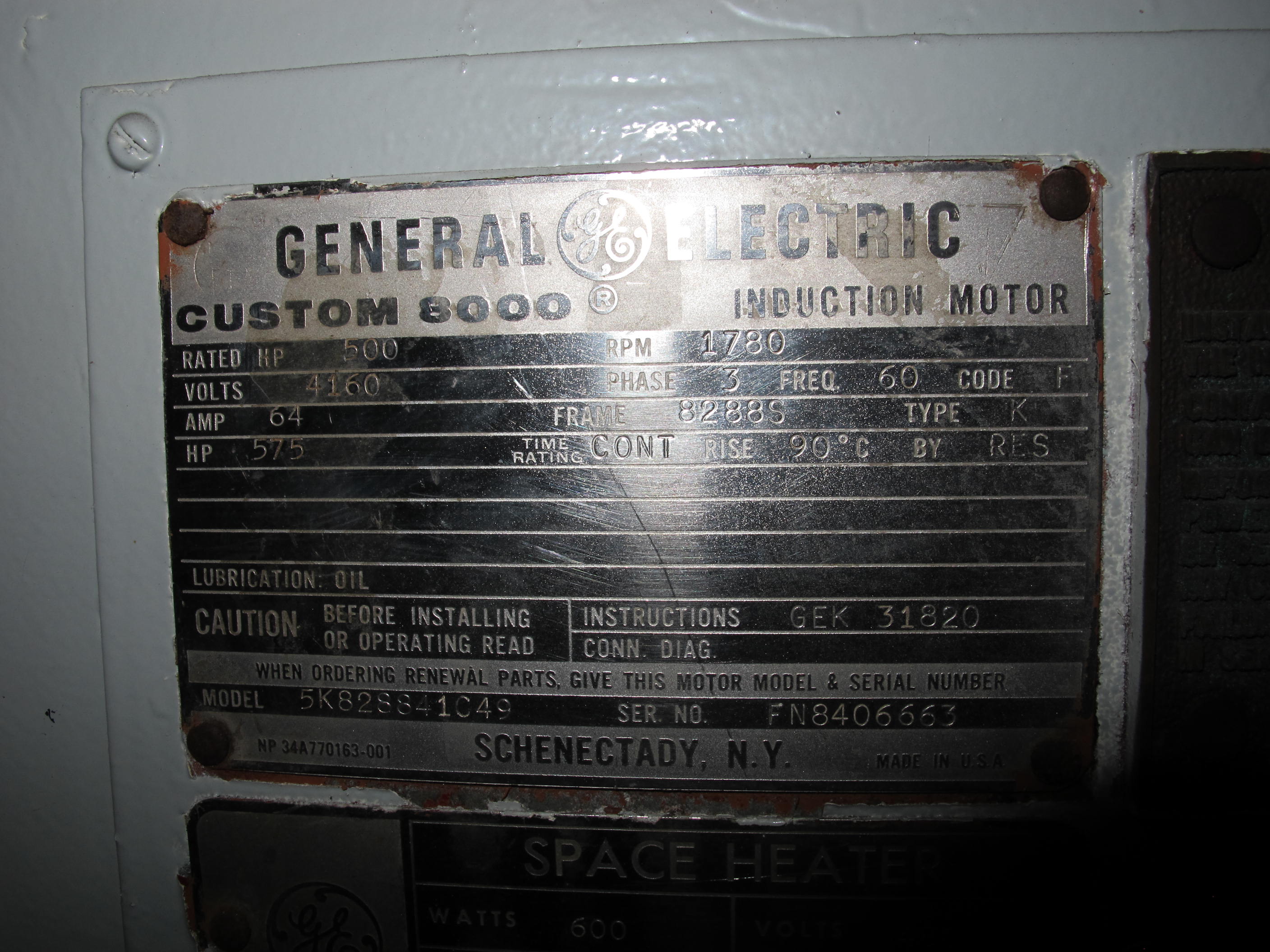 MOTOR, ELECTRIC TYPE, 500 HORSEPOWER, 4160V 60HZ ELEC RATING, 1780 RPM, 8208S FRAME, 64 AMPS, WP11 ENCLOSURE, CONTINUOUS DUTY,1.15 SERVICE FACTOR. 600W, 480VAC SPACE HEATER, PART # 5K8215542601 (W-50) LOADING & HANDLING FEE $250-